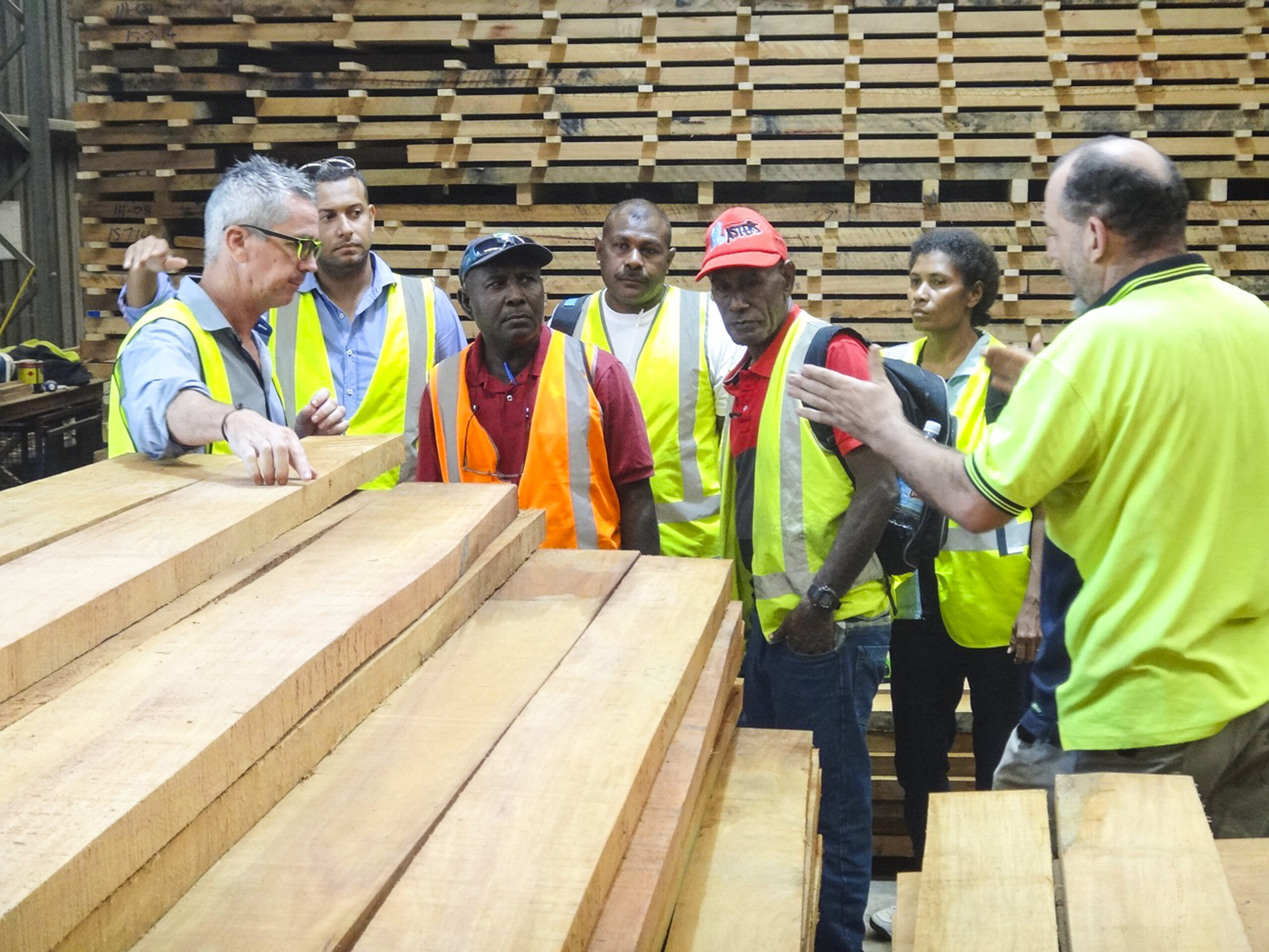 Read more about the article South Pacific timber delegation investigates value-added exports